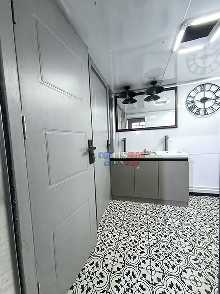 Fully customized bathroom trailer(图2)