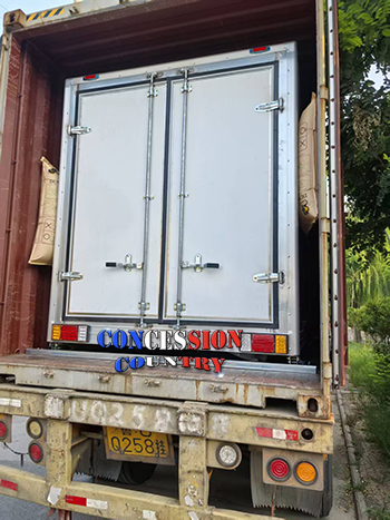 Freezer trailer container loading(图1)